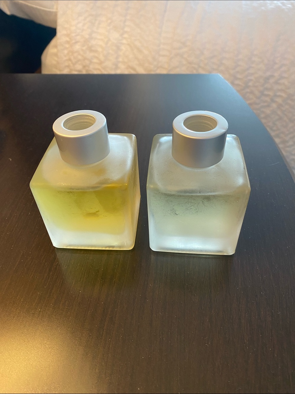 Home Fragrance Reed Diffuser Bottles- Clean Linen & Citrus Frosted Glass